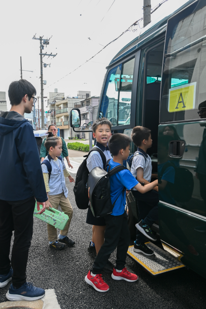 OWIS Osaka dedicated school bus service