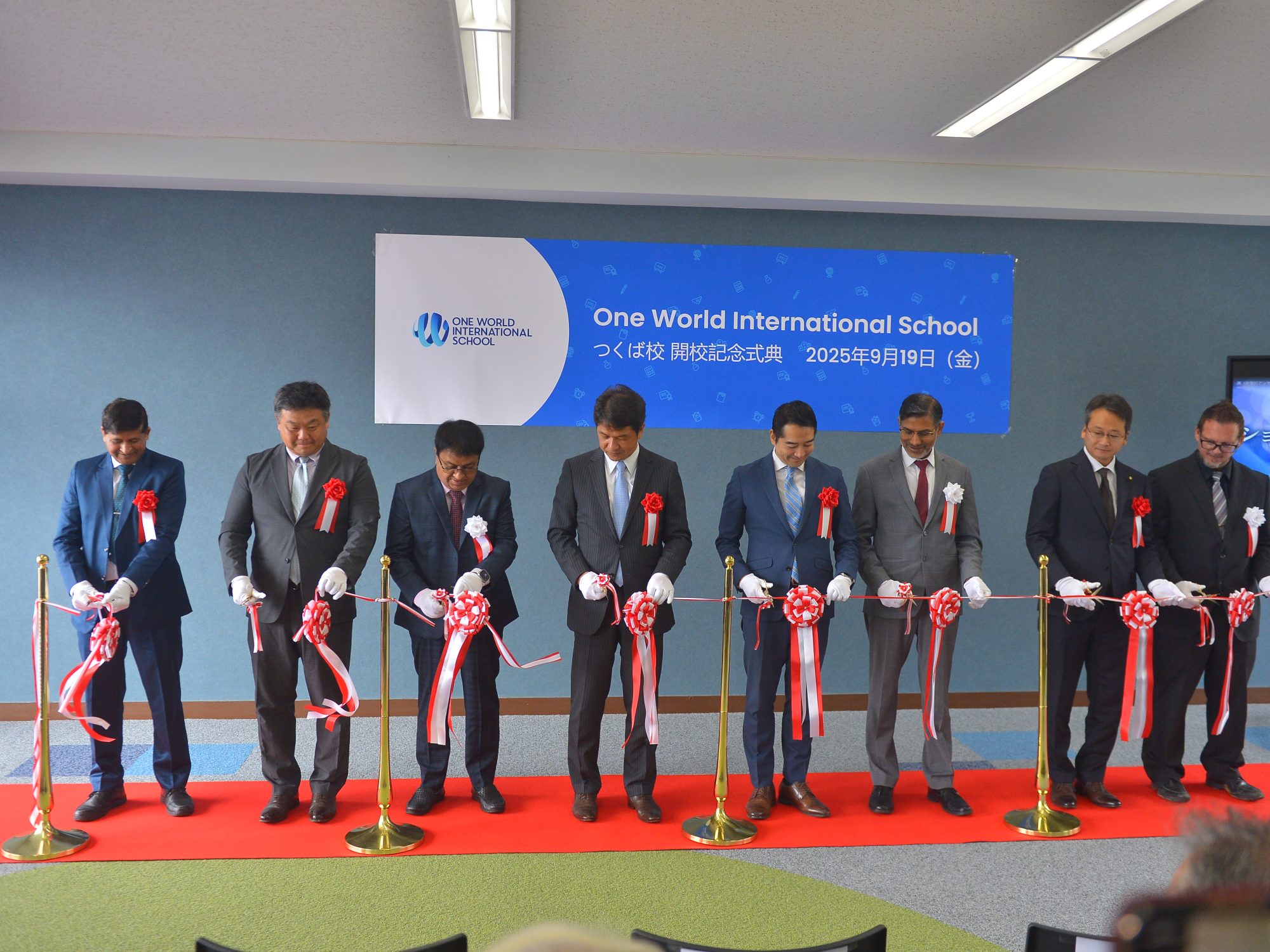 One World International School Tsukuba Inauguration Ceremony with the Mayor of Tsukuba and Governor of Ibaraki prefecture