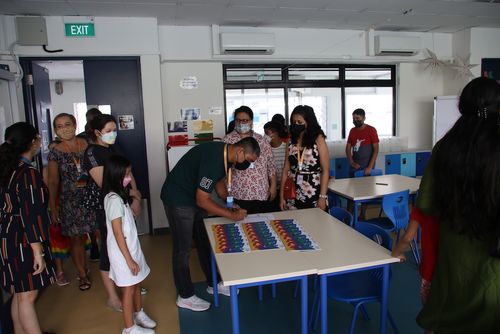 6305c833637a3e78ad51be6b_OWIS Nanyang Orientation Day -7-p-500
