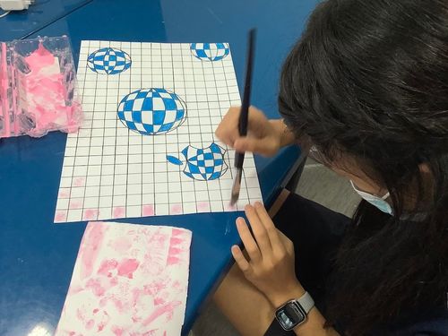 6373277939851c85eb89f6d8_OWIS Secondary Grade 6 Art lesson optical art -12-p-500
