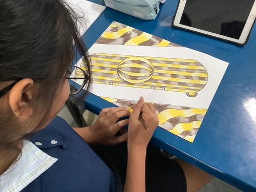 6373277bba5253282b6be122_OWIS Secondary Grade 6 Art lesson optical art -7-p-500