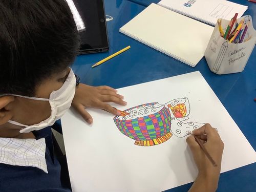 6373277f360b2ee598271539_OWIS Secondary Grade 6 Art lesson optical art -3-p-500