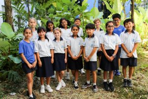 Primary school in Singapore students in the OWIS Student Council